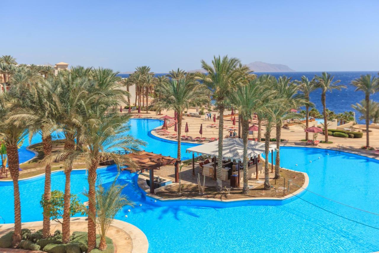 Grand Rotana & 5*